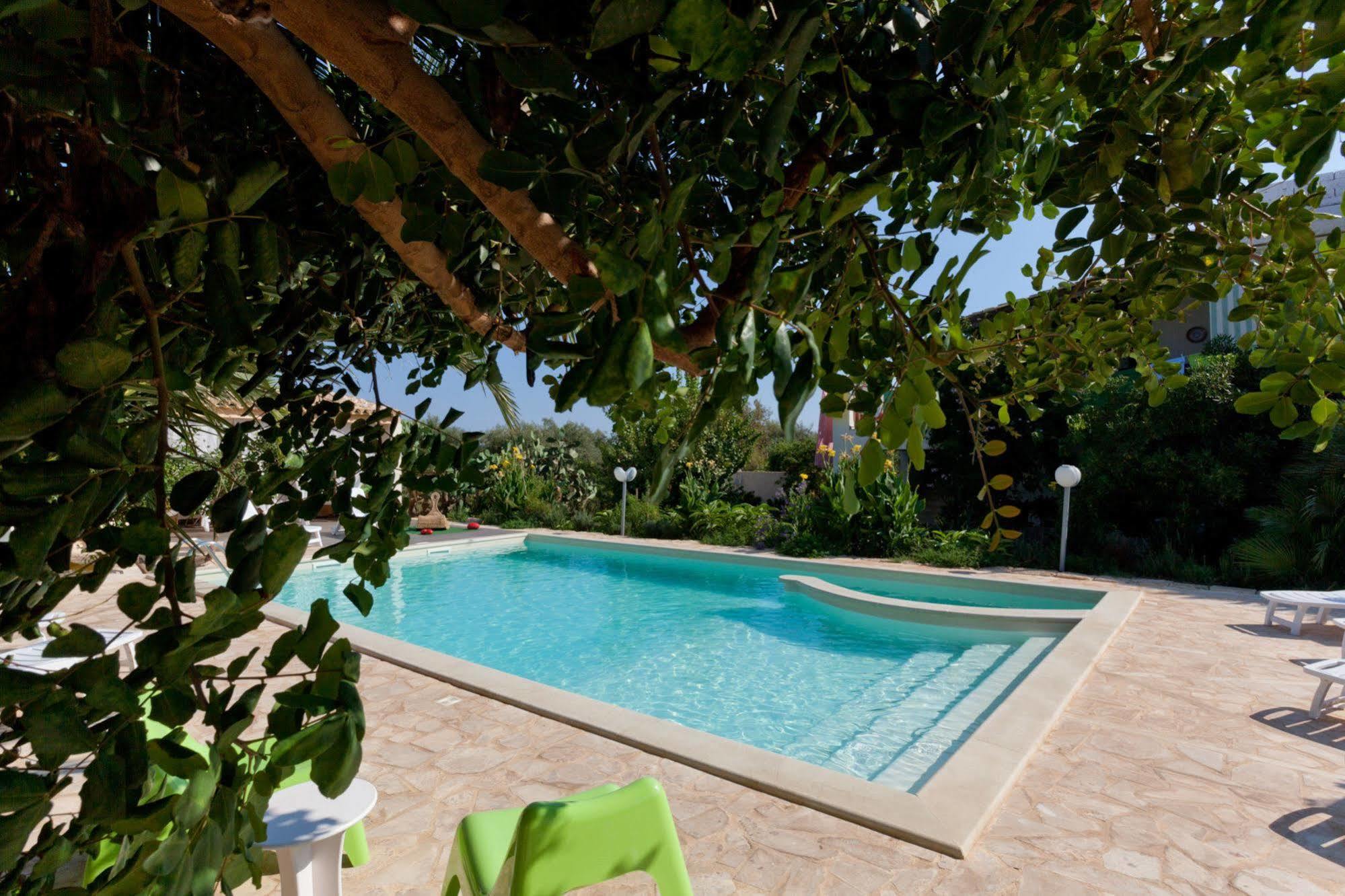 Villa U Marchisi B&B ชิคลี ภายนอก รูปภาพ